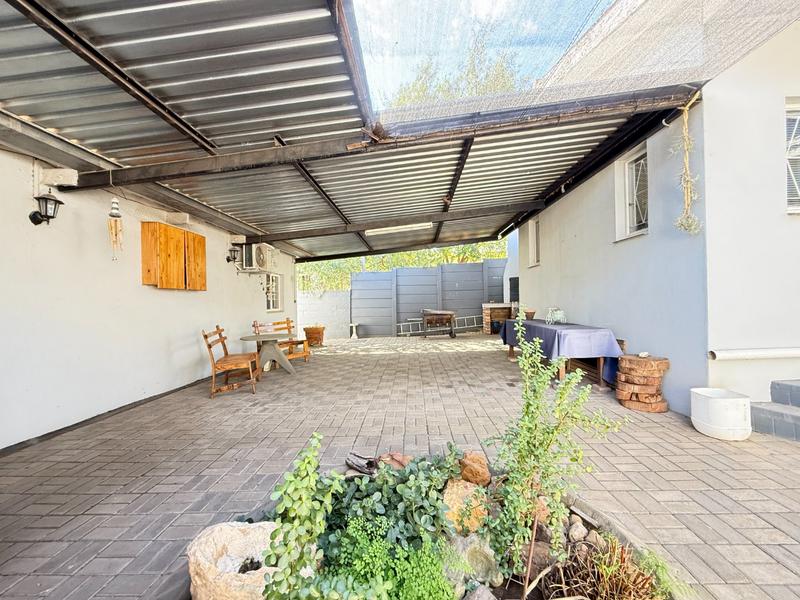 4 Bedroom Property for Sale in Myrtledene Western Cape
